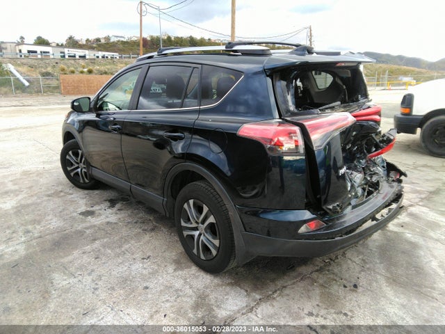 2018 Toyota RAV4, VIN: JTMZFREV2JD130693