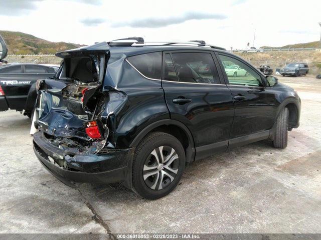 2018 Toyota RAV4, VIN: JTMZFREV2JD130693
