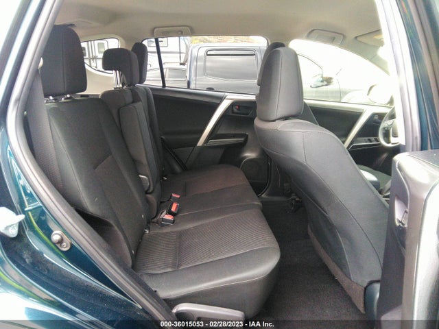 2018 Toyota RAV4, VIN: JTMZFREV2JD130693