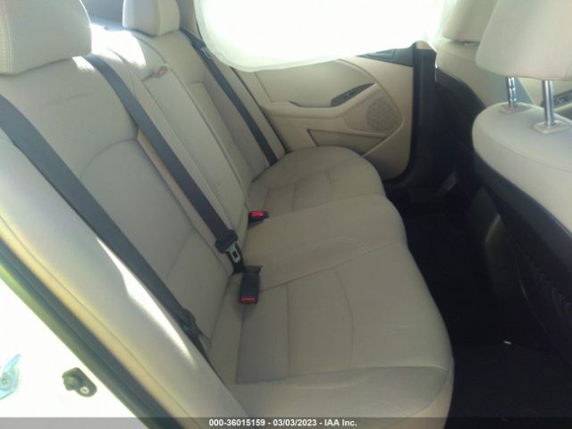 KNAGM4A77F5650538 KIA Optima Lx
