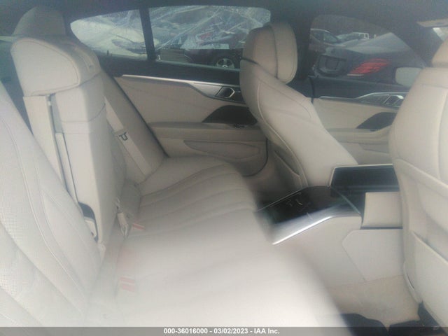 BMW 8 Series M850i 2022 WBAGV8C04NCJ49363 Image 9
