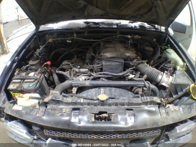 1991 NISSAN PATHFINDER XE/SE VIN: JN8HD17Y0MW035671
