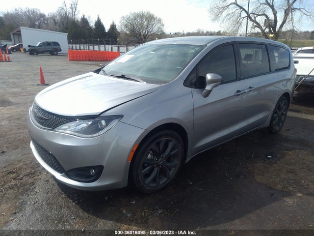 2018 Chrysler Pacifica Touring Plus მანქანა იყიდება აუქციონზე, vin: 2C4RC1FG7JR357806, აუქციონის ნომერი: 36016095