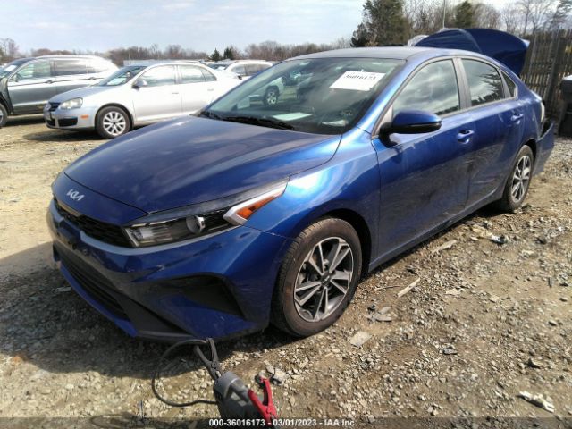 3KPF24AD8NE430774 KIA Forte Lxs