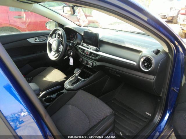 3KPF24AD8NE430774 KIA Forte Lxs
