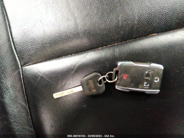 1GT12TEY1JF270528 GMC Sierra 2500hd Slt