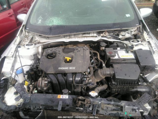 3KPFL4A77JE247769 KIA FORTE LX