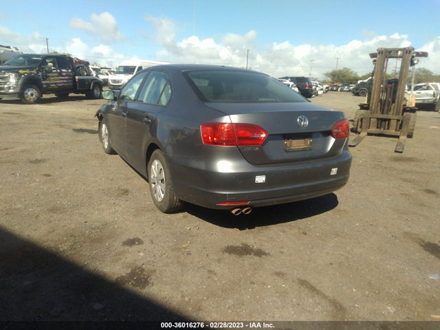 3VW2K7AJ2EM303351 Volkswagen Jetta Sedan S