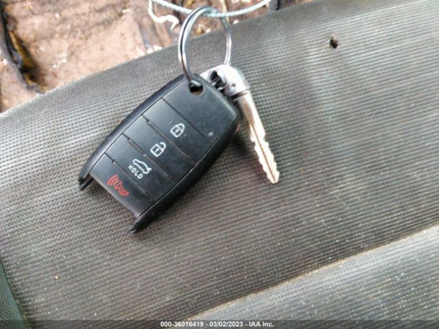 KNAFX4A87E5110701 KIA FORTE EX