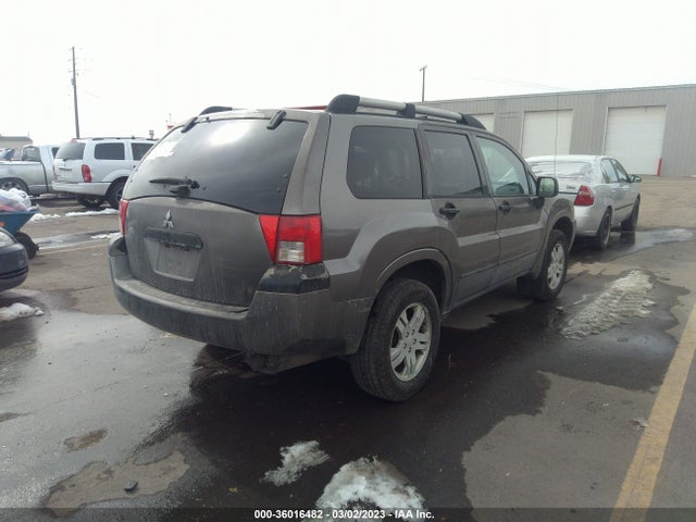 4A4MN21S44E013673 Mitsubishi Endeavor Ls