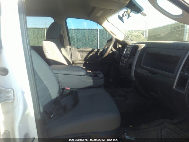 2015 Ram 2500, VIN: 3C6TR5HT6FG580364