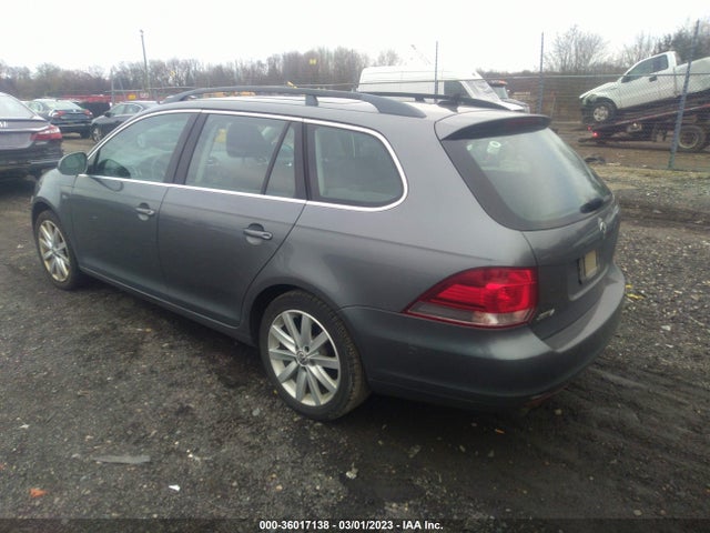 3VWPL7AJ9BM602429 Volkswagen Jetta Sportwagen Tdi