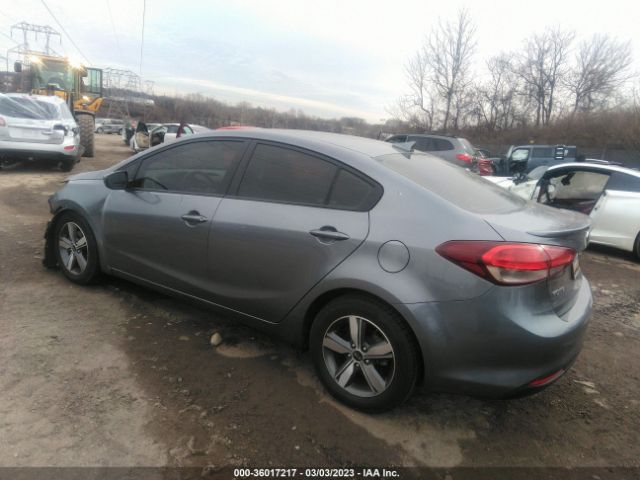 3KPFL4A70JE240002 KIA FORTE S
