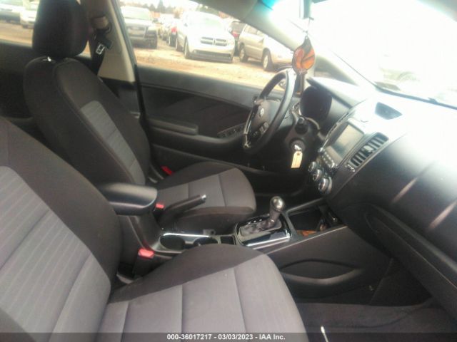 3KPFL4A70JE240002 KIA FORTE S
