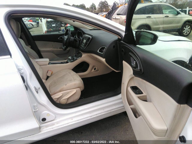 1C3CCCFB5GN185873 Chrysler 200 Touring