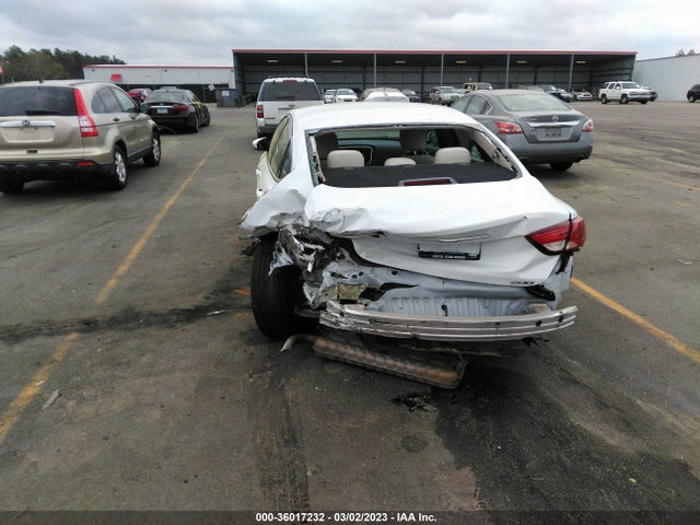 1C3CCCFB5GN185873 Chrysler 200 Touring