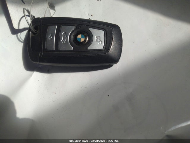 BMW 5 Series 528i 2011 WBAFR1C55BC260860 Image 11