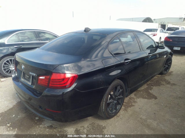 BMW 5 Series 528i 2011 WBAFR1C55BC260860 Image 4