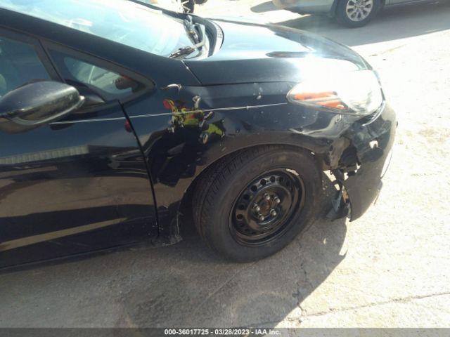 KNAFK4A69E5252867 KIA FORTE LX
