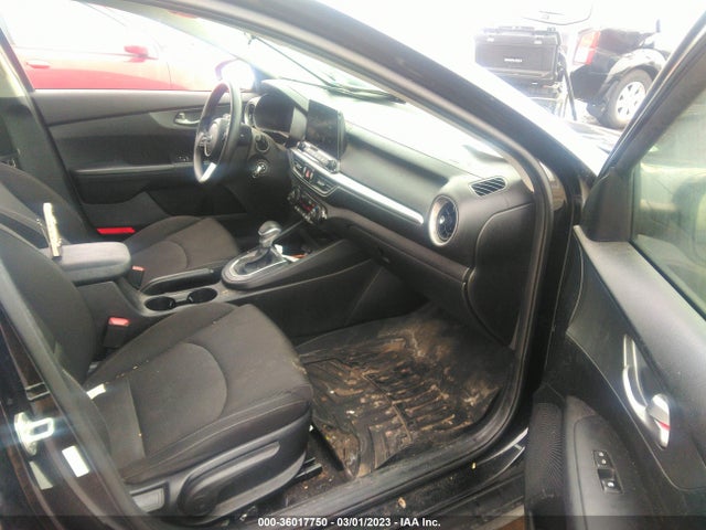 2019 KIA FORTE LXS VIN: 3KPF24ADXKE063419