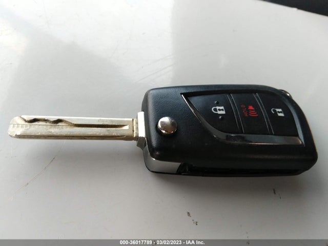 Toyota RAV4 LE 2021 2T3G1RFV0MC151751 Image 3
