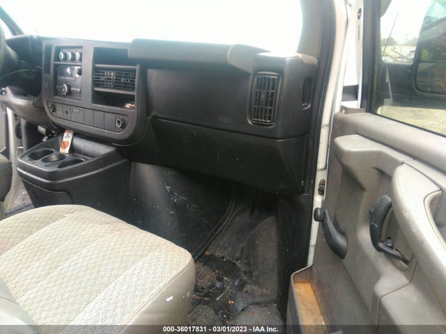Chevrolet EXPRESS CARGO VAN 2009 1GCFG15X091163949 Image 6