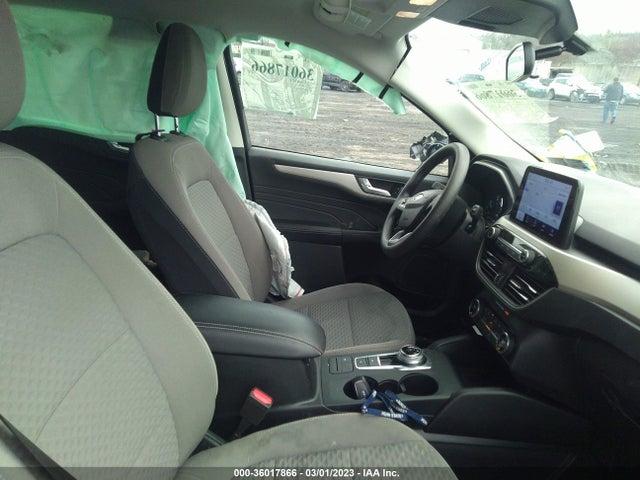 2021 Ford Escape, VIN: 1FMCU0BZ7MUB03696