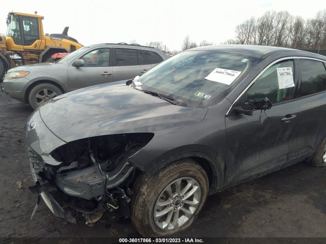 2021 Ford Escape, VIN: 1FMCU0BZ7MUB03696