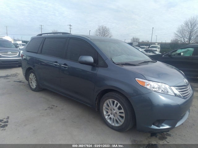 Toyota Sienna Xle Auto Access 2017 5TDYZ3DC2HS861123 Image 1