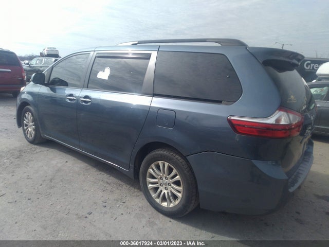 Toyota Sienna Xle Auto Access 2017 5TDYZ3DC2HS861123 Image 3