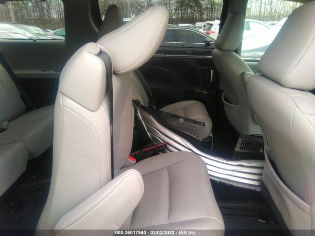2015 TOYOTA SIENNA XLE/XLE AAS/LTD VIN: 5TDYK3DC2FS545397