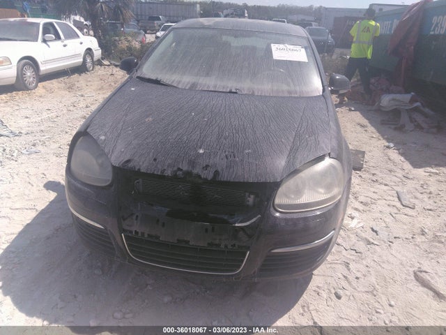 2008 VOLKSWAGEN JETTA SEDAN S VIN: 3VWJM71K68M014069