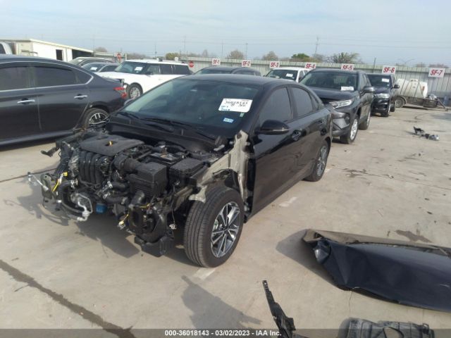 3KPF24AD3PE549982 KIA Forte Lxs
