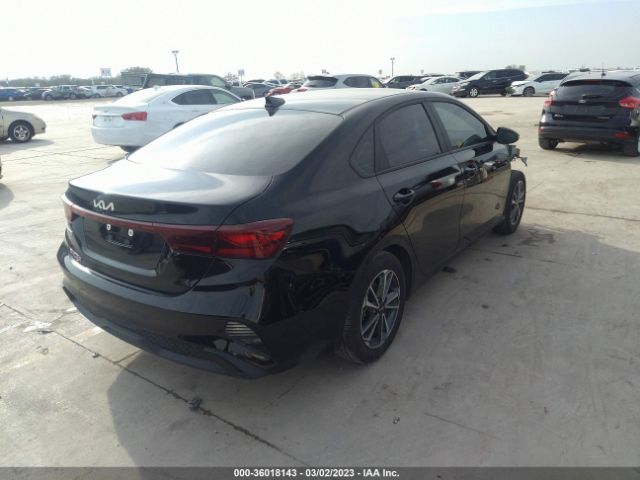 3KPF24AD3PE549982 KIA Forte Lxs