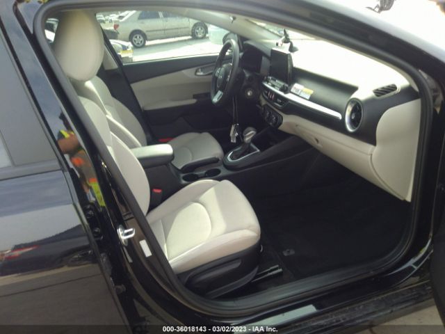 3KPF24AD3PE549982 KIA Forte Lxs