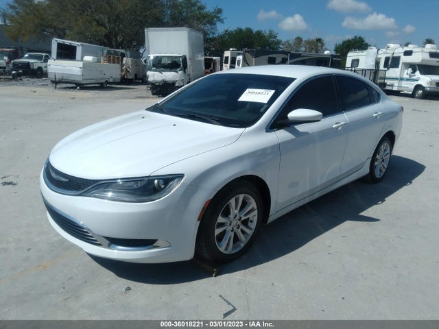 Chrysler 200 Limited 2016 1C3CCCAB5GN120092 Image 2