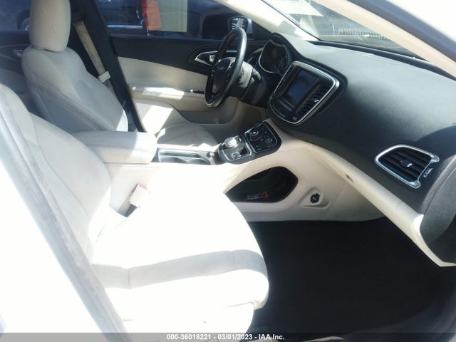 Chrysler 200 Limited 2016 1C3CCCAB5GN120092 Image 5