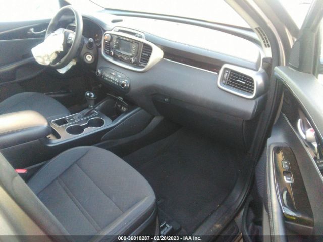 5XYPG4A33GG100527 KIA SORENTO LX