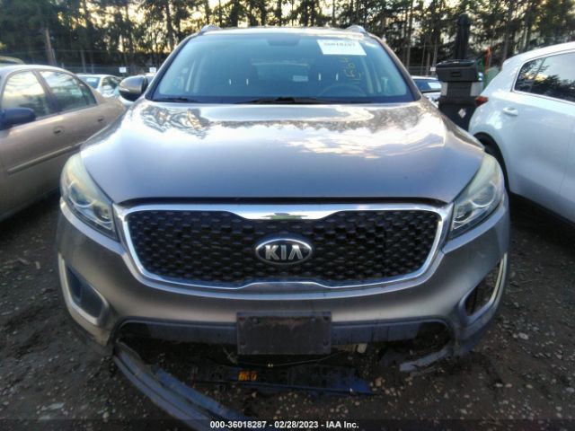 5XYPG4A33GG100527 KIA SORENTO LX