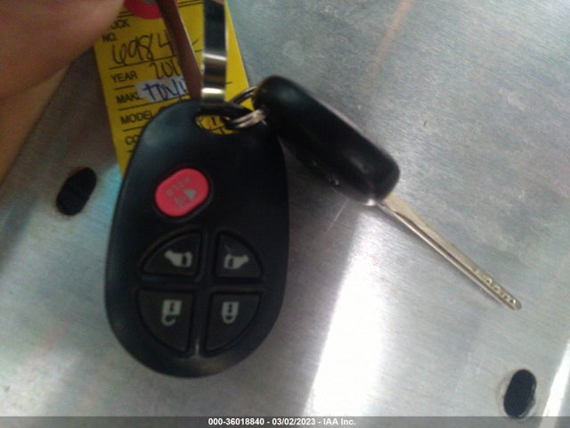 Toyota SIENNA LE 2016 5TDKK3DC2GS751018 Image 3