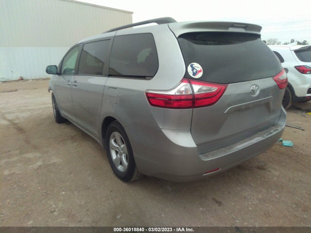 Toyota SIENNA LE 2016 5TDKK3DC2GS751018 Image 4