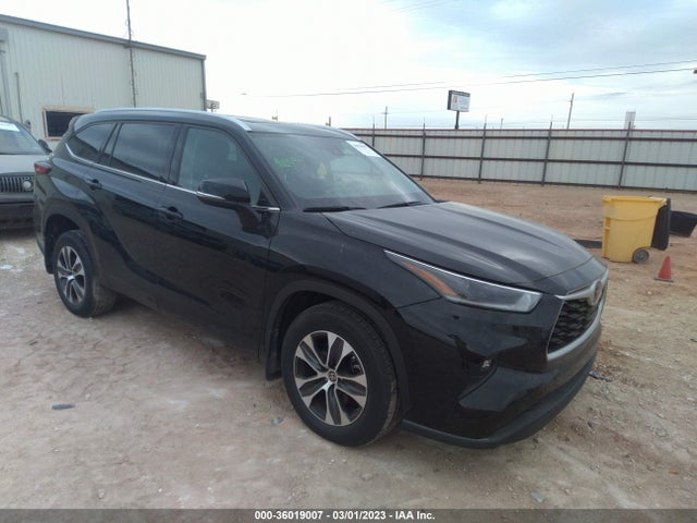 2021 Toyota Highlander, VIN: 5TDGZRBH8MS545636