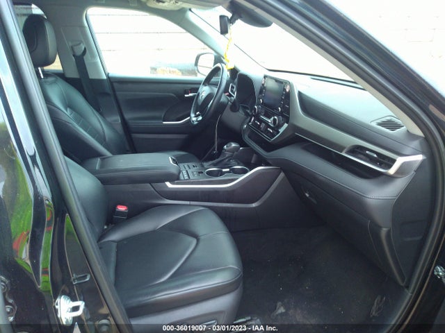 2021 Toyota Highlander, VIN: 5TDGZRBH8MS545636