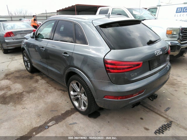 WA1GFCFS2FR001933 Audi Q3 2.0t Prestige
