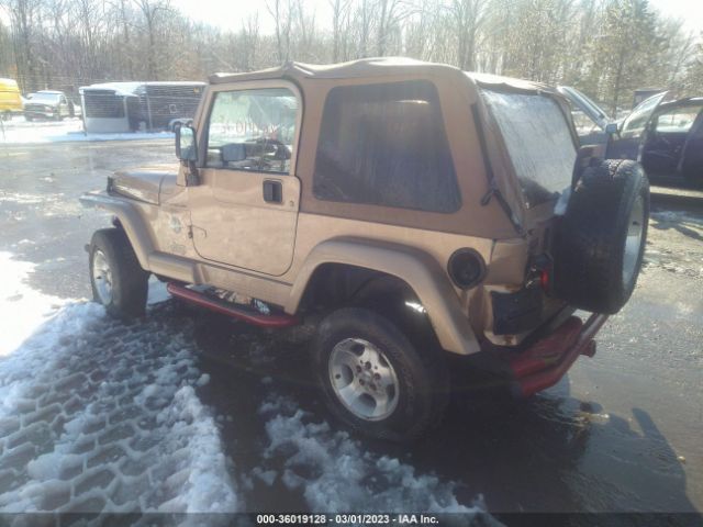 1J4FA59S7YP705674 Jeep Wrangler Sahara