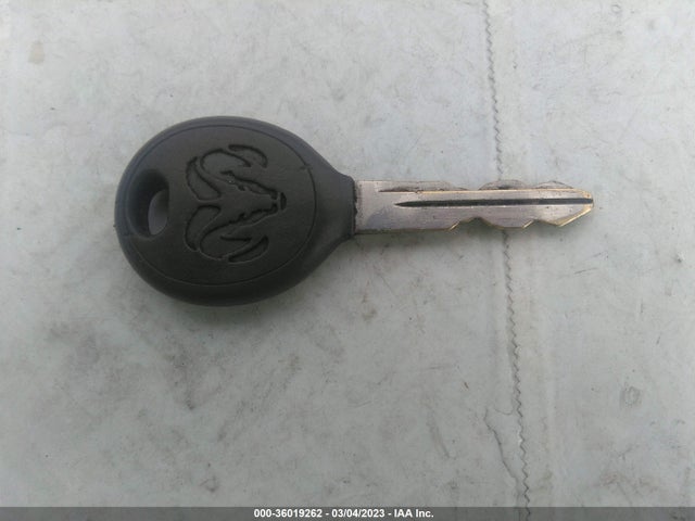Dodge RAM SRT-10 2005 3D3HA18H65G733633 Image 3