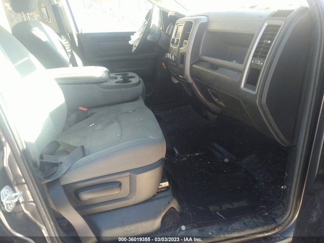 2018 RAM 1500 EXPRESS VIN: 1C6RR7FG5JS265276