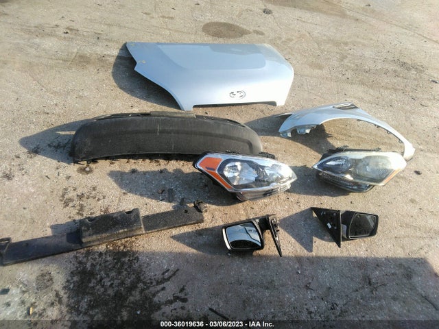 KIA SOUL + 2013 KNDJT2A60D7571642 Image 4