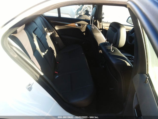 2009 MERCEDES-BENZ C-CLASS 3.5L SPORT VIN: WDDGF56X09R057585