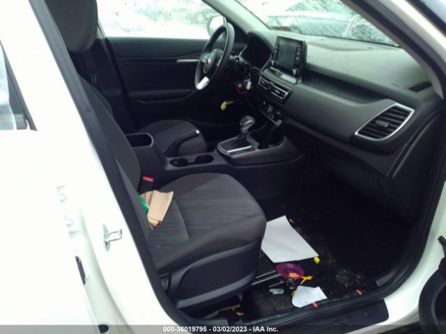 KNDEPCAA8M7181839 KIA Seltos Lx